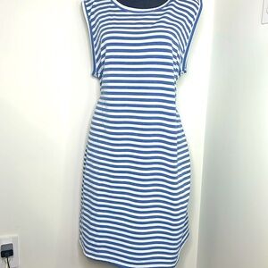 Serra Women’s Crew Neck Sleeveless Comfort Fit blue striped Dress Size XL